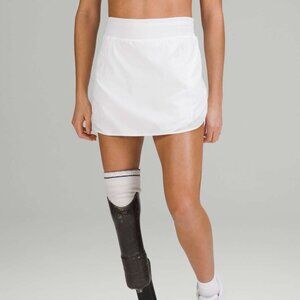 Lululemon rare white hotty hot skirt!